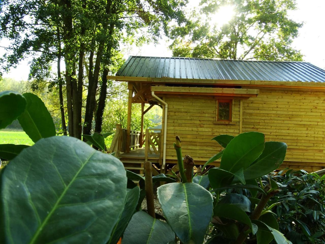 Etangs Du Moulin Hotel Suzy Exterior photo